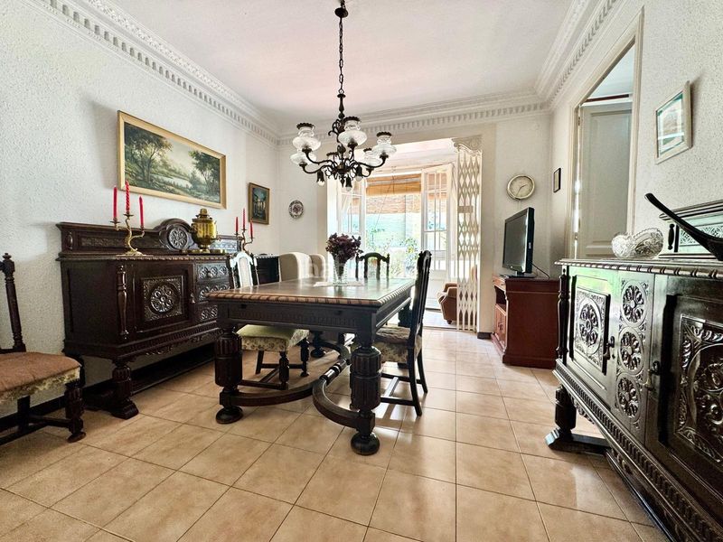 Foto 43403be4-e4d2-4d3c-8384-a4dbfe5b3d21. Piso  señorial con terraza privativa en el corazón del eixample esquerra en Barcelona