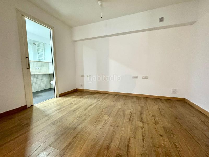 Foto 69048816-4a24-4e4c-9844-1d73598fc2dd. Pis amb calefacció a Vila de Gràcia Barcelona