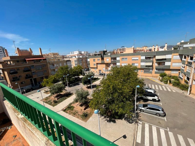 Foto 26a0eab3-dcc0-4ab4-b2b0-9df41e501646. Affitto duplex con parcheggio in Padre Jaime-Los Cabos Sagunt