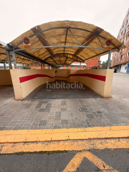 Foto 417ea291-caf3-4aa2-aadd-07f91d102285. Aparcament cotxe a Nuevo Centro Sagunt