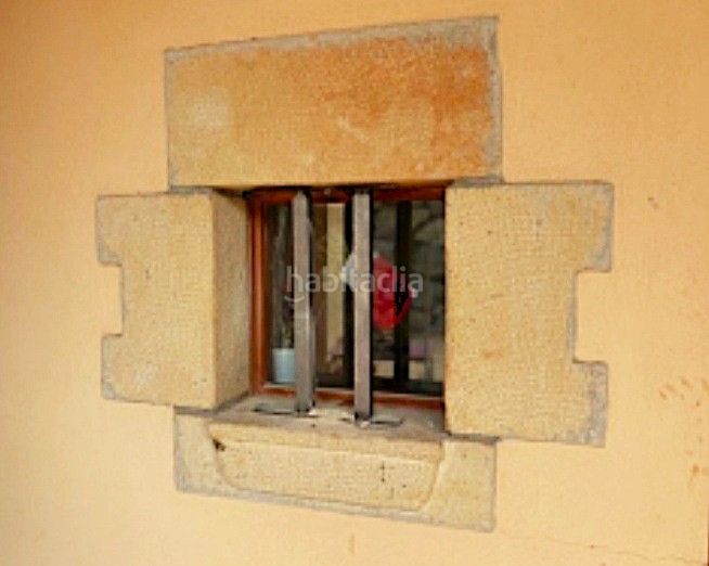 Foto 062bace4-786f-4e30-be11-0a7d469f219a. Casa a Olesa de Bonesvalls
