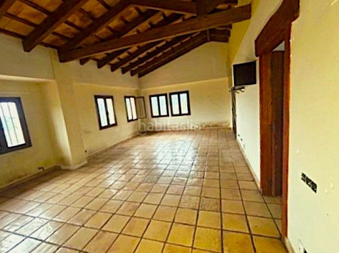Foto 171d9b19-e9eb-4913-b392-6bcf101fb855. Casa a Olesa de Bonesvalls
