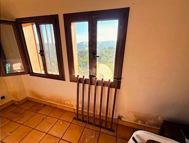 Foto bc01cd10-16a7-4694-9d0e-4bbe246d18b5. Casa a Olesa de Bonesvalls