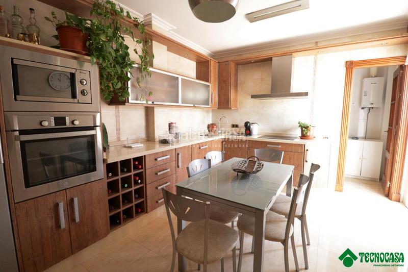 Foto 24d61be3-b22d-4d26-add3-f63fa5a479a6. Casa pareada casa en venta en San Isidro - Campohermoso Níjar