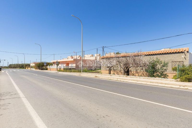 Foto d13fa406-41b6-4068-8beb-cfd4ab353486. Casa a San Isidro - Campohermoso Níjar