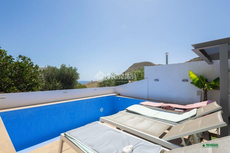 Foto 7d536a32-70a7-42f7-88b0-953b9a6d6e37. Casa amb piscina a Las Negras Níjar