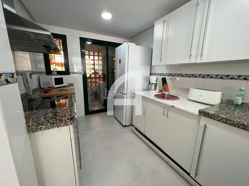 Foto e05a1432-7280-47d2-937f-1a2d16e51843. Lloguer pis a Cabopino - Artola Marbella