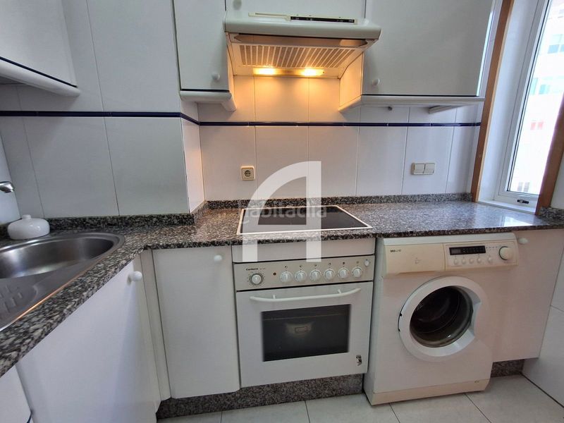 Foto 787dad17-ba09-420a-a555-90d8264761fc. Rent flat with heating parking in Centro - Areal Vigo