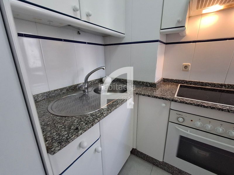 Foto 848ec88e-de6f-49f7-92f5-4aef6f57b787. Rent flat with heating parking in Centro - Areal Vigo