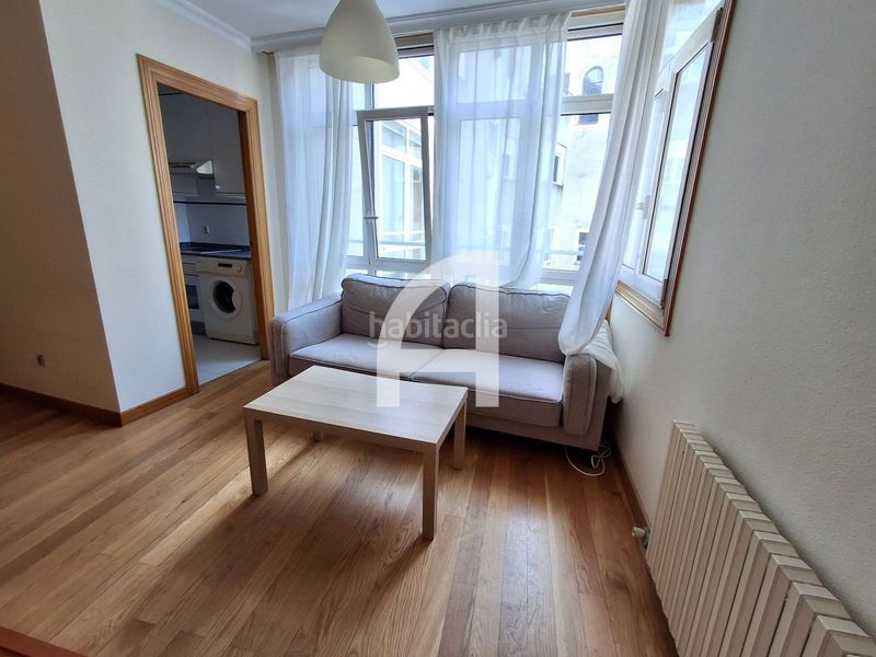 Foto e8a45d52-f3e6-4e8d-88d3-6bd1d092ffd6. Rent flat with heating parking in Centro - Areal Vigo