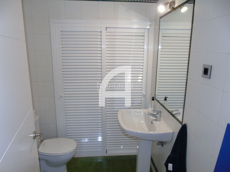 Foto 8a194884-8505-4cd2-8a48-68802fc6e1e5. Pis amb calefacció piscina a Centro ciudad Fuengirola