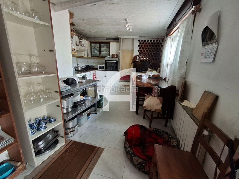 Foto 9a68f03e-d0a2-4451-a145-0b201d59114e. Casa amb calefacció aparcament a Coruxo - Oia - Saiáns Vigo
