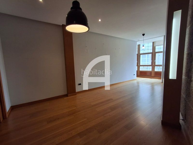 Foto 054e1850-2193-4d44-9151-c93b12ffdce7. Rent flat with heating parking in Centro - Areal Vigo