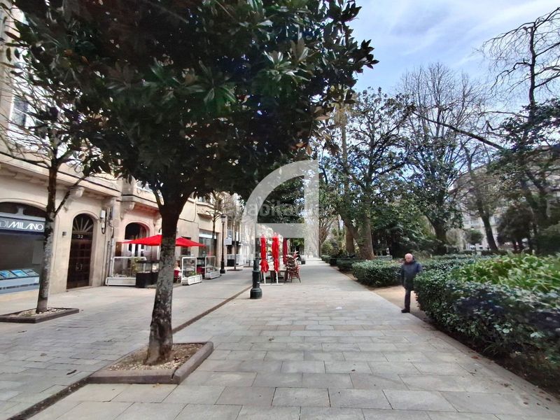 Foto 2a0fc792-a0dc-4f69-b71b-c1d2f29d84aa. Rent flat with heating parking in Centro - Areal Vigo