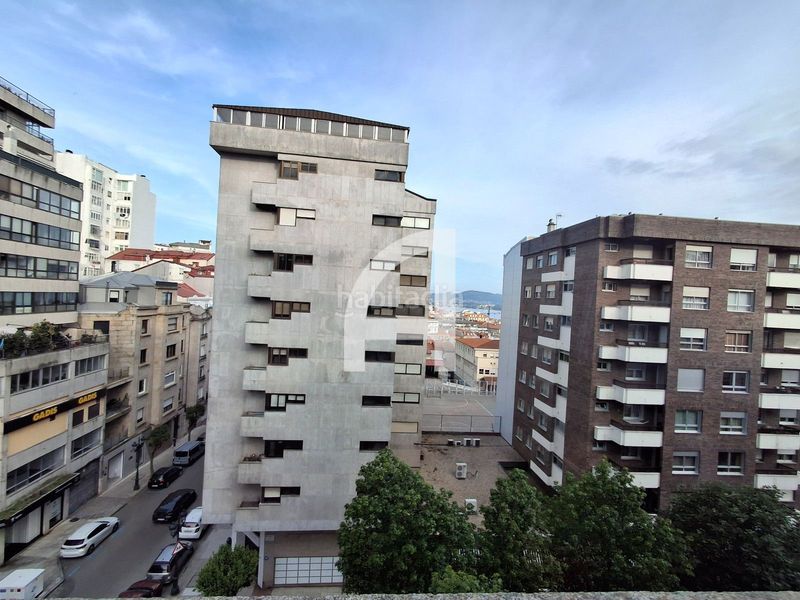 Foto 2f4808af-0509-4bbc-b0e3-938640427738. Pis a simon bolivar 5 a Plaza España - Corte Inglés Vigo