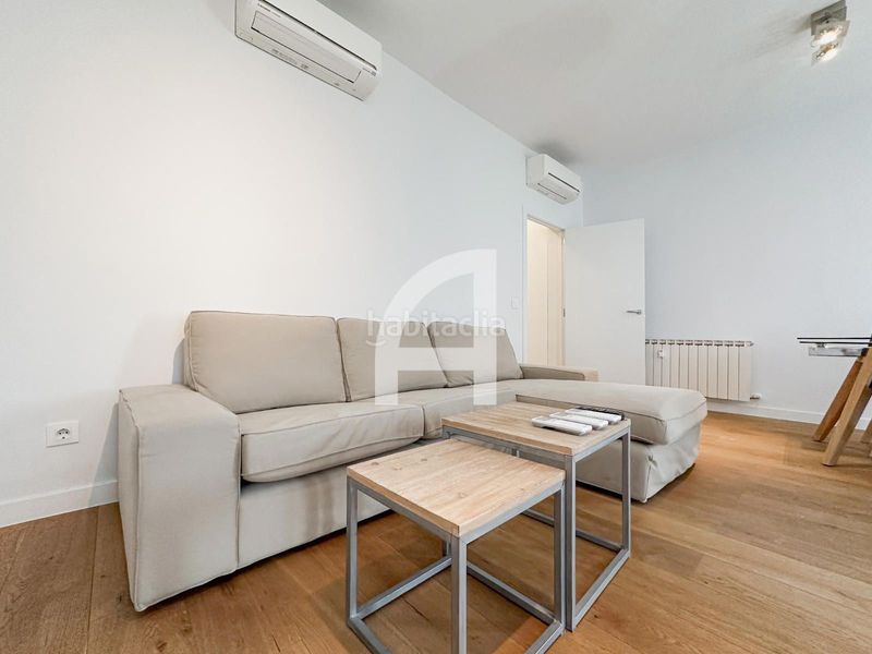 Foto 6a10f4c2-7b7b-4d4a-9155-ec4654336ca0. Rent flat with heating in Recoletos Madrid