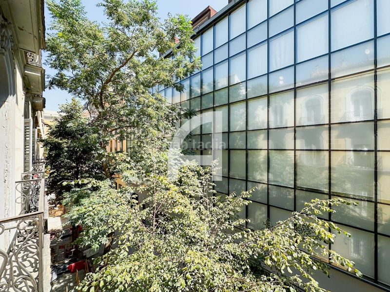 Foto 81553616-ac9b-4c87-aa4a-e94bca9d4521. Rent flat with heating in Recoletos Madrid