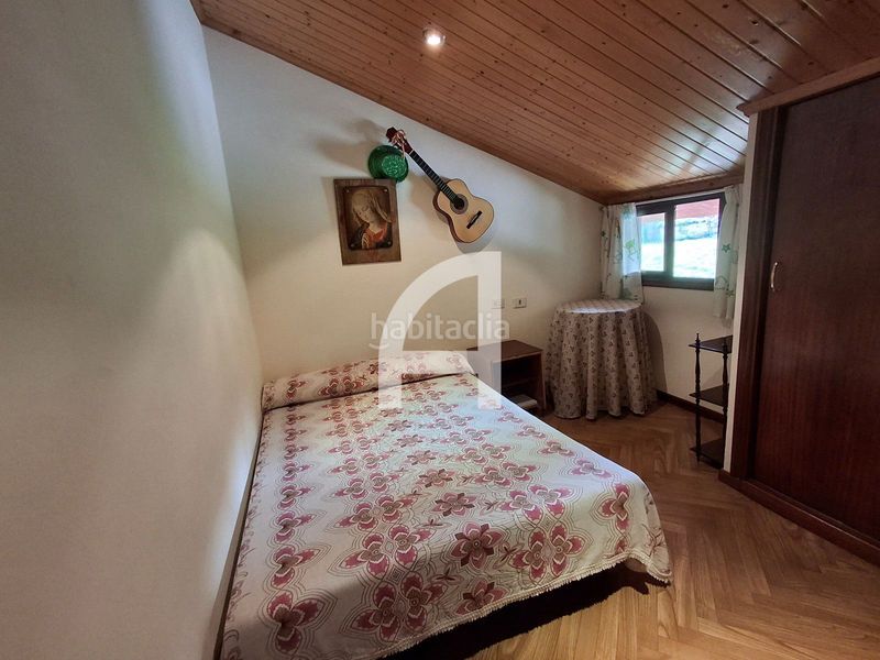 Foto b7c80482-fc28-472b-b2f8-b6b1a52bdd98. Casa amb aparcament a Alcabre Vigo