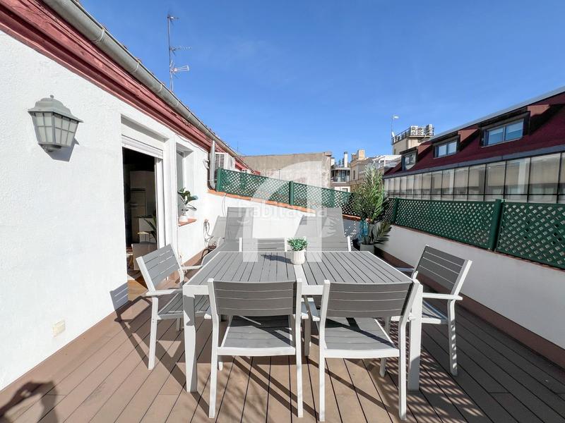 Foto 268396a9-f2f2-4fff-8bd6-5924fcde16d2. Alquiler ático exclusivo ático con terraza en Recoletos en Madrid