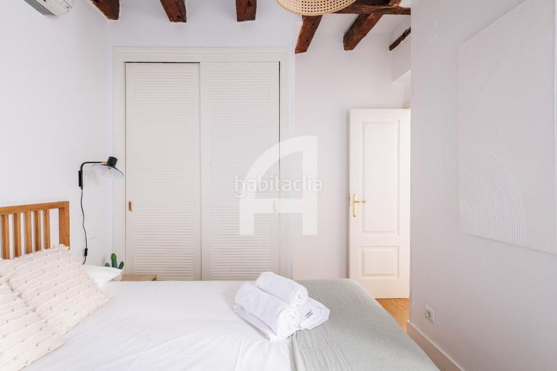 Foto 05d64a82-6430-4032-8835-206c13b38f63. Location attique avec chauffage dans Recoletos Madrid