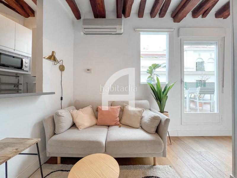 Foto 07a9e8d9-a3ea-4dfc-aa5f-1adb91d5cc80. Rent penthouse with heating in Recoletos Madrid