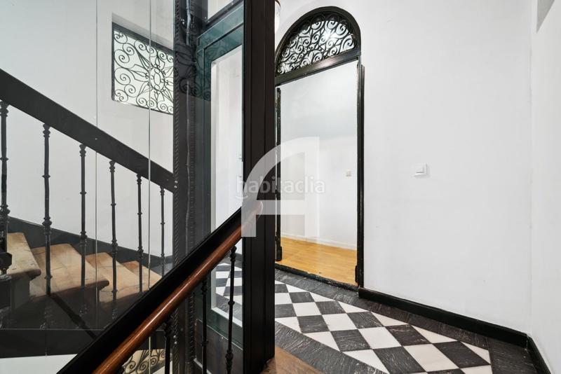 Foto ae5dce87-18cd-48e9-859f-9459009c7b77. Rent penthouse with heating in Recoletos Madrid