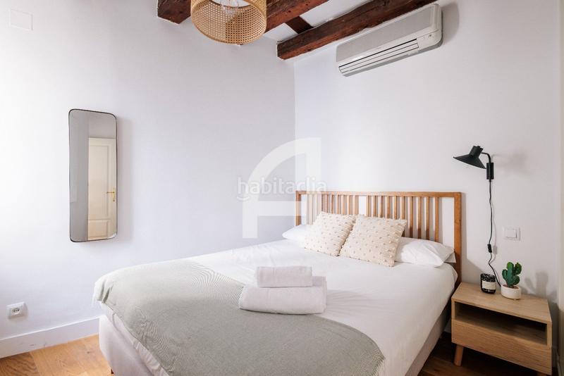 Foto e65fd820-a55e-41aa-a4ea-fefb61ec3463. Rent penthouse with heating in Recoletos Madrid