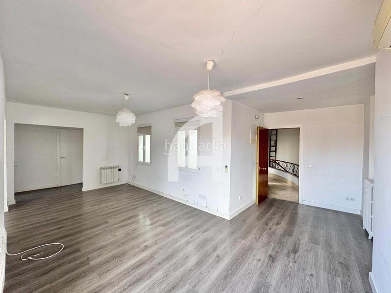 Foto 0f2f3cd0-5795-45bf-a0bb-04cdb053cb03. Dachwohnung mit heizung in Fuente del Berro Madrid