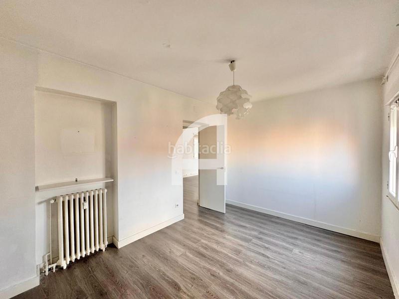 Foto a57479ec-90bd-4f52-9cf9-e0713943852a. Dachwohnung mit heizung in Fuente del Berro Madrid