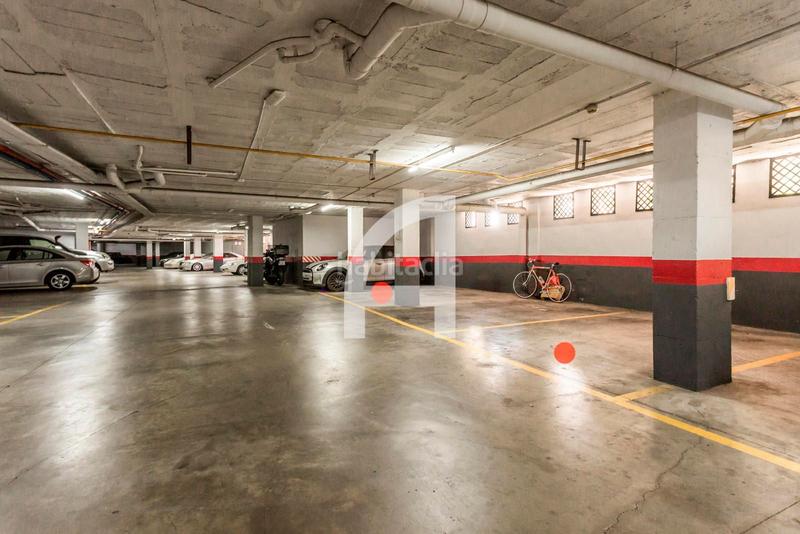 Foto 64f7f123-b89a-445d-a96c-406be0a5d43f. Pis a babor 1 a Zona Centro Comercial Torrequebrada Benalmádena