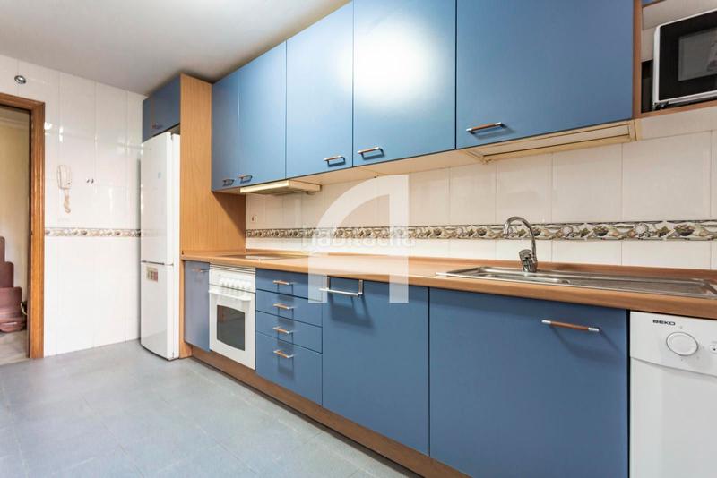 Foto 9c8334cf-f417-488f-8dc3-ef850600c071. Pis a babor 1 a Zona Centro Comercial Torrequebrada Benalmádena