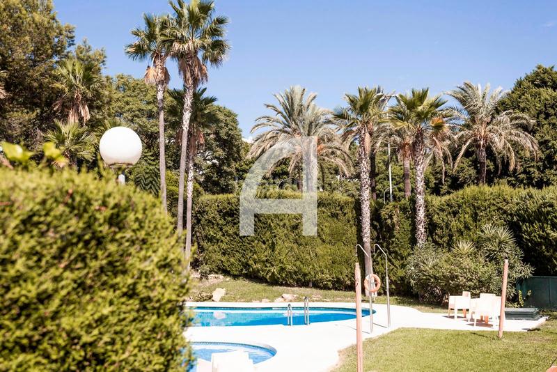 Foto b29a6aa6-122d-4e92-ab5c-9a607b6a16df. Pis a babor 1 a Zona Centro Comercial Torrequebrada Benalmádena