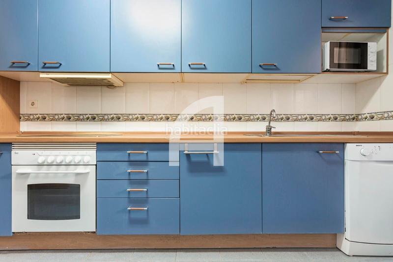 Foto c2cfdc86-2f03-4f7a-b63f-8a6dc9c59807. Pis a babor 1 a Zona Centro Comercial Torrequebrada Benalmádena