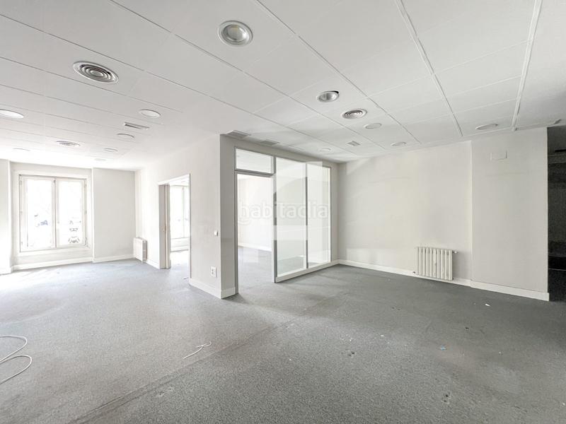 Foto 5cae70d0-f7d5-4602-bfb8-f8d853401b13. Location bureau avec chauffage dans Almagro Madrid