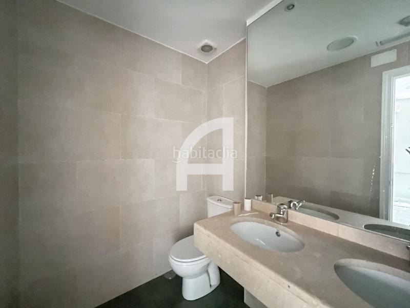 Foto b72e1f32-6d9b-46ea-8c1c-ae4b4989fcca. Location bureau avec chauffage dans Almagro Madrid