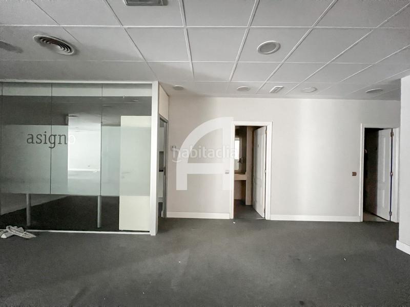 Foto dddee558-fd9f-4379-9e20-843e5ee6583f. Location bureau avec chauffage dans Almagro Madrid