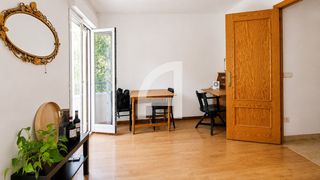 Etagenwohnung in EMBAJADORES