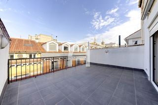 Location Attique  Echegaray. Ático con terraza de 20 m en zona huertas