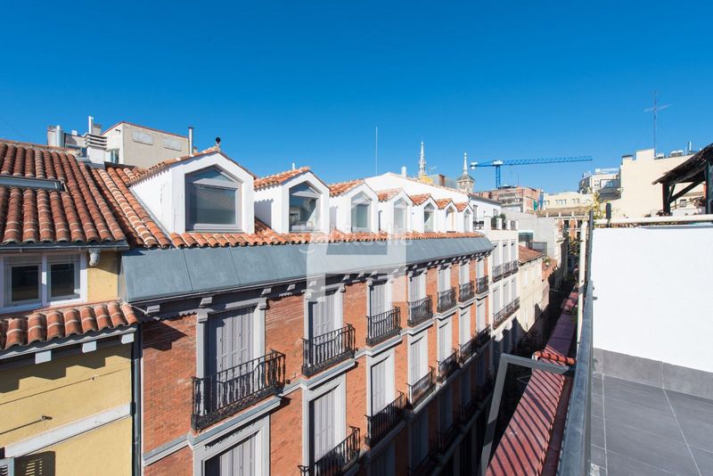 Foto 730b8a83-5674-48a0-8553-8ae9a705c158. Lloguer àtic amb calefacció a Cortes-Huertas Madrid
