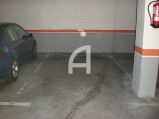 Rent Car parking  Couto san honorato. Plaza de parking cercana a plaza de españa, ara tu día a día más