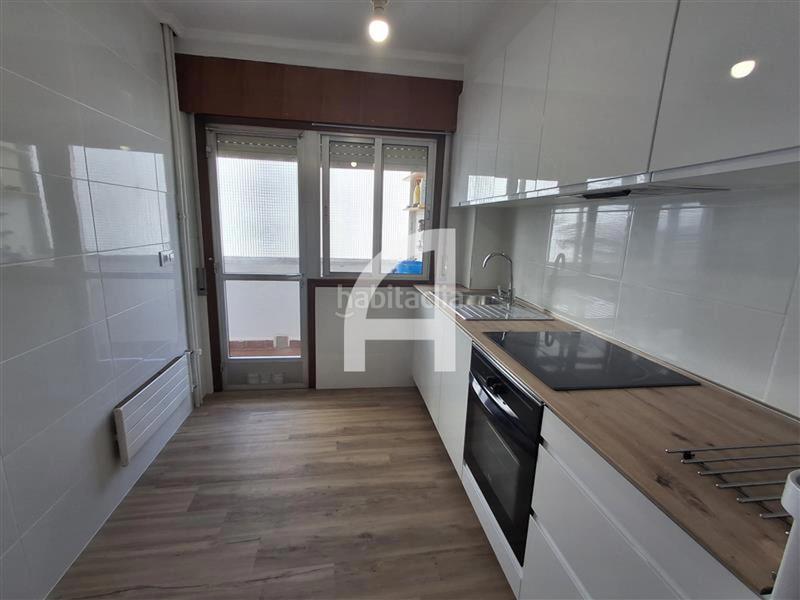 Foto 951d2f2d-9c87-4dbb-a000-91bba90c1859. Rent flat with heating in Plaza España - Corte Inglés Vigo