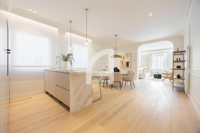 Foto f8bfe92d-575e-42c3-8dd0-0a2a21cd849c. Etagenwohnung mit heizung in Ibiza Madrid