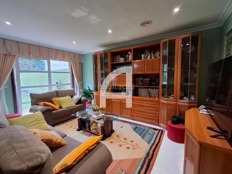 Foto 07182967-a91a-4d95-8944-dd7902688730. Casa con riscaldamento parcheggio in Gondomar