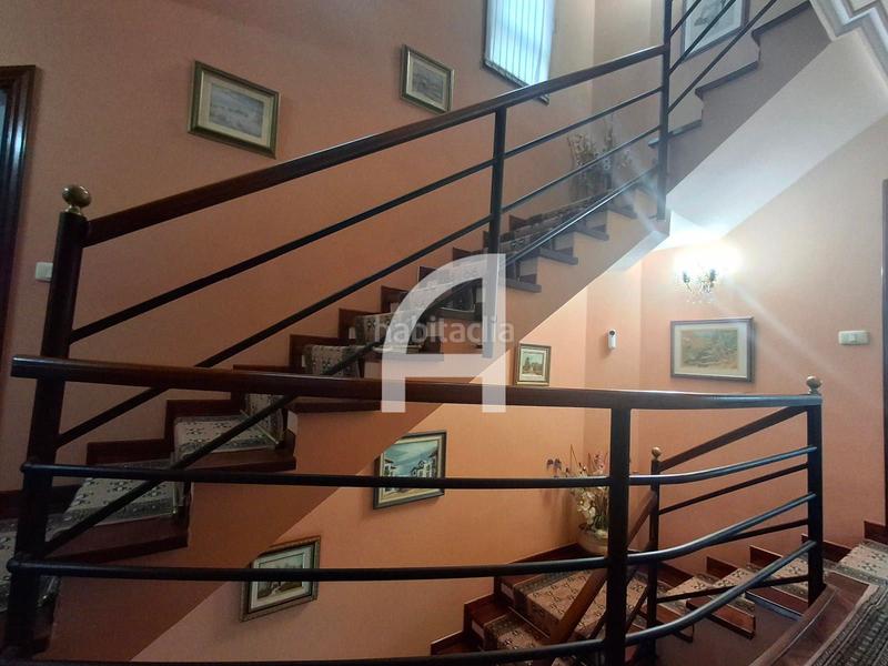 Foto 758be856-736d-4759-b6da-d48d36731101. Casa con riscaldamento parcheggio in Gondomar