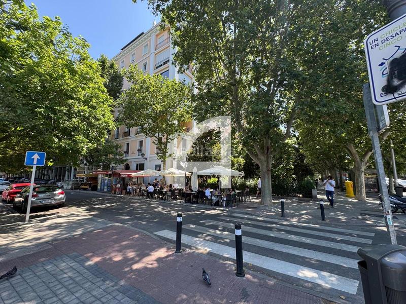 Foto 7269c066-e4eb-4980-a185-a01cb4233a28. Alquiler piso amplio y luminoso apartamento en niño jesus en Madrid