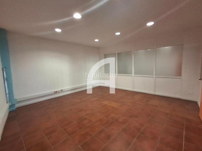 Foto 1c577fb1-6adc-4f57-8027-f4c57ea8cb43. Location bureau dans Plaza España - Corte Inglés Vigo