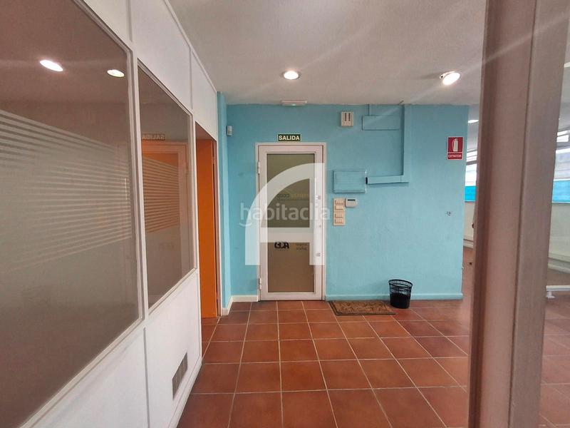 Foto de94d583-0a1c-47a1-aaf5-0ae9364fb341. Miete büro in Plaza España - Corte Inglés Vigo