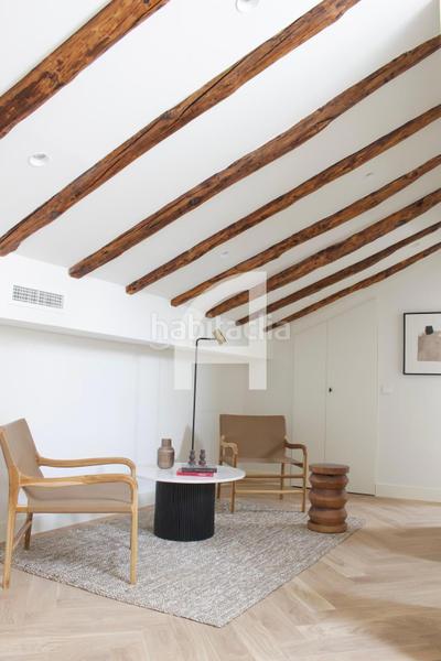 Foto 961efb88-32e6-4446-ac15-df69fbc7422c. Dúplex amb calefacció a Recoletos Madrid