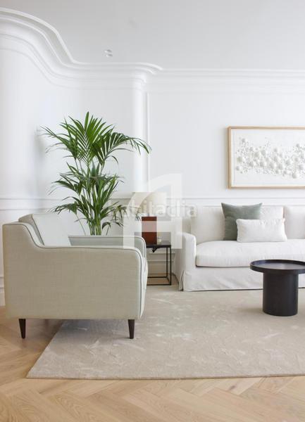 Foto 6d2f30f8-f334-431e-912a-7cc9683c95d1. Pis amb calefacció aparcament a Recoletos Madrid