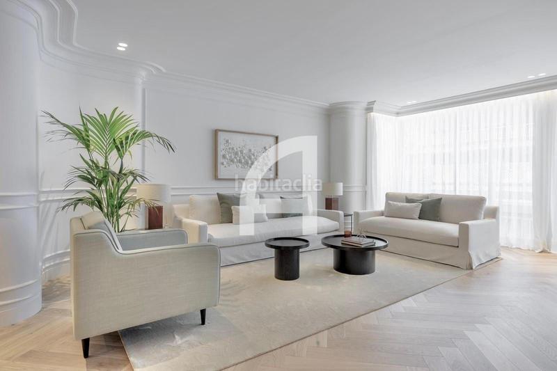 Foto ab042096-c163-4813-8624-4800a3f7ea92. Pis amb calefacció aparcament a Recoletos Madrid